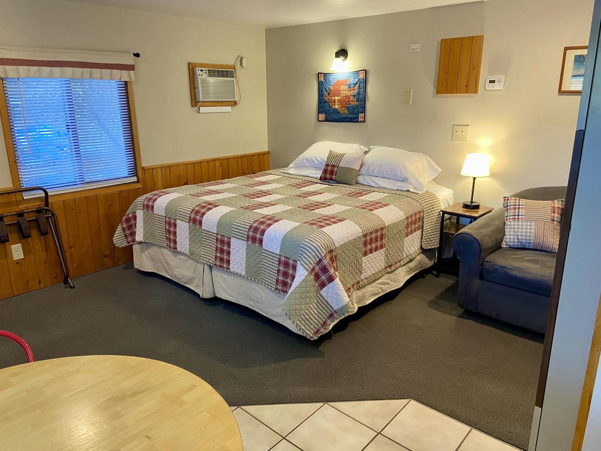 Betsie Riverside Resort Benzonia 外观 照片
